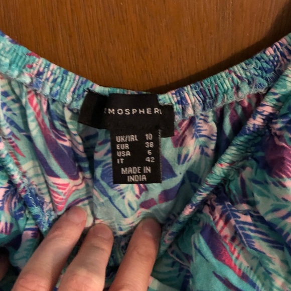 Jumper - Picture 2 of 3